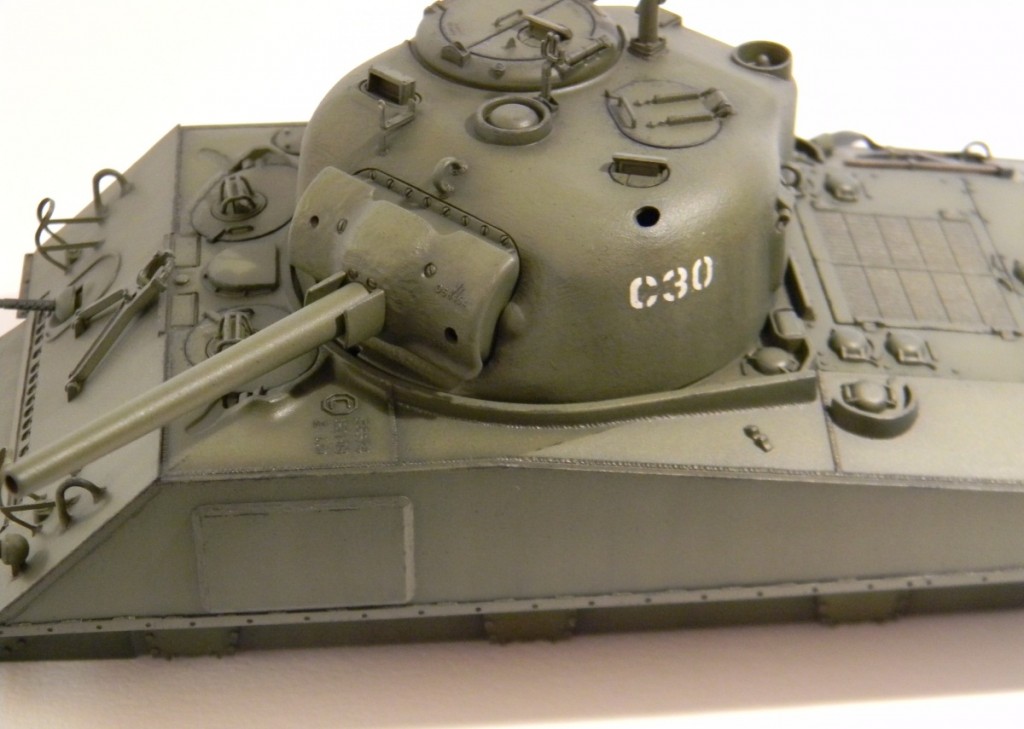 Dragon-USMC-M4A2-Sherman-Late-side